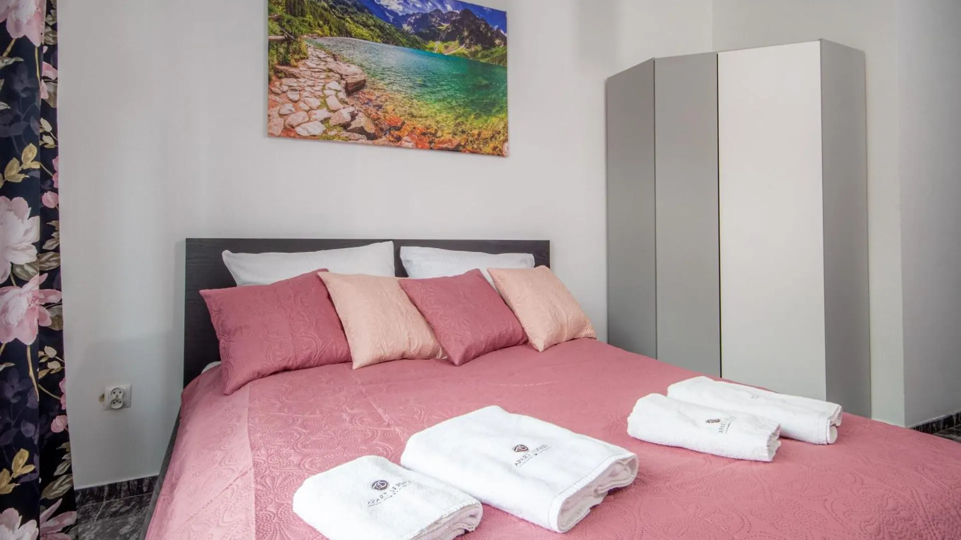 זקופאנה Apart Serwis - Apartament Krupowki 1 0*,  פולין